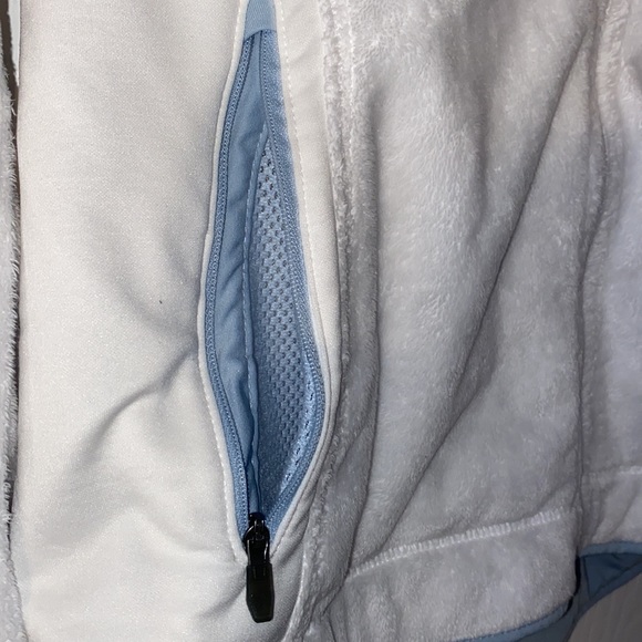 White Columbia Fleece - Picture 5 of 5